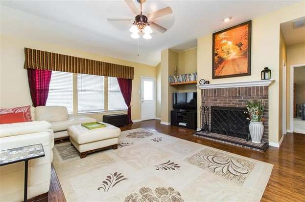 106 Horseshoe Bend, Waxahachie, TX 75165 photo 2