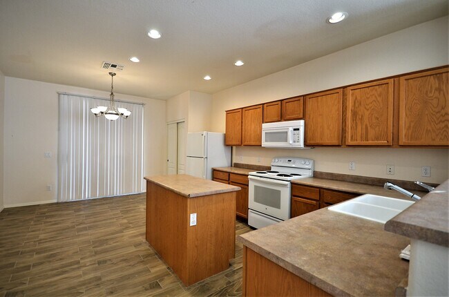 3660 E Temecula Way Gilbert, AZ 85297 photo 4