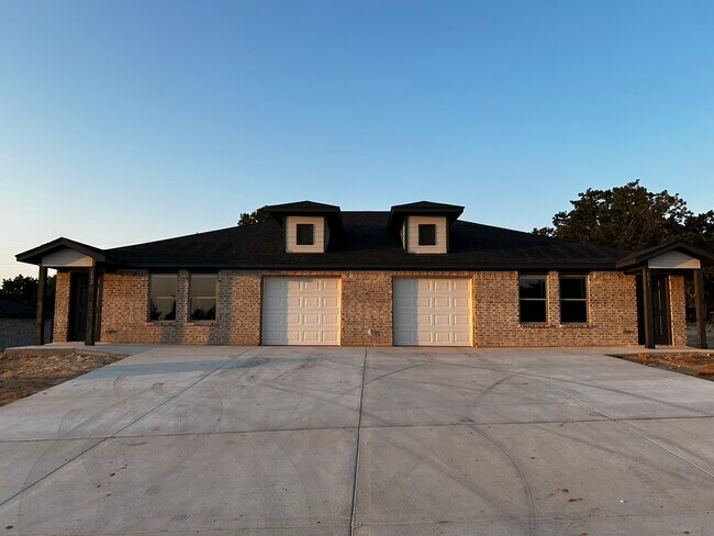 1400 East Dry Creek Road, Poolville, TX 76487 photo 5