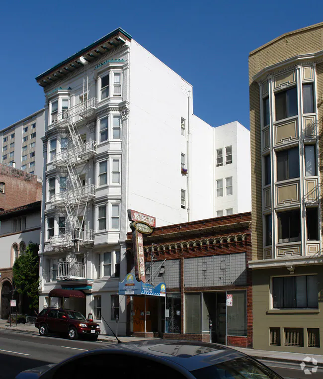Bush St, San Francisco photo 5