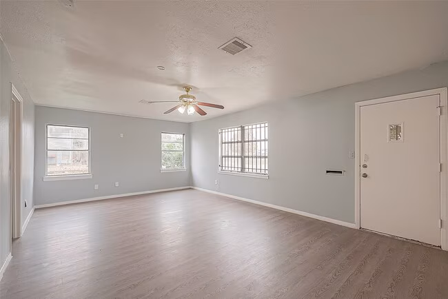 9302 Fairland Drive, Houston, TX 77051 photo 3