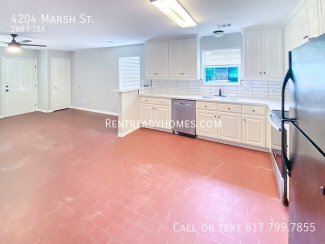 4204 Marsh St Bryan, TX 77803 photo 5