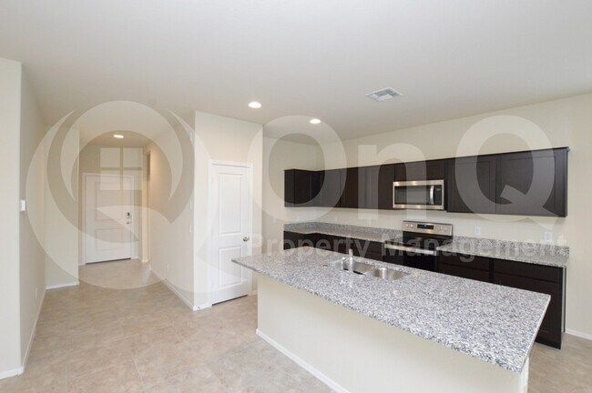 1049 W Chimes Tower Dr Casa Grande, AZ 85122 photo 3