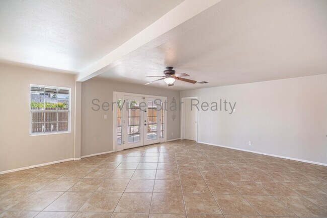8301 E Indianola Ave Scottsdale, AZ 85251 photo 5