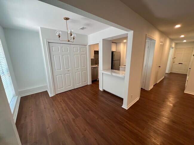 1287 Roaring Springs Rd Fort Worth, TX 76114 photo 5
