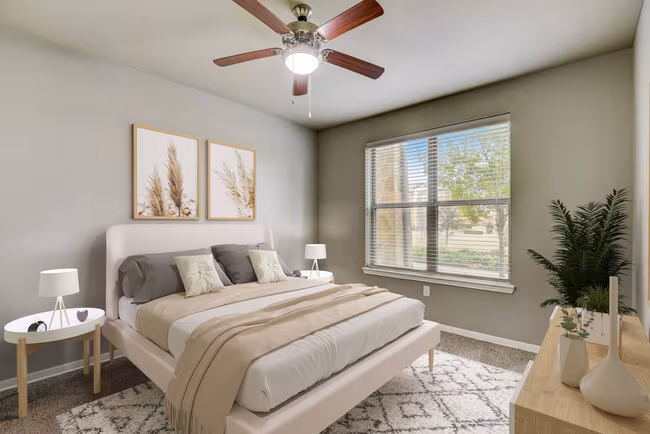 Gateway Oaks Apartments photo 5