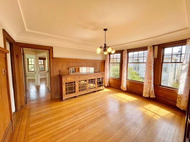 518 Staples Ave San Francisco, CA 94112 photo 5