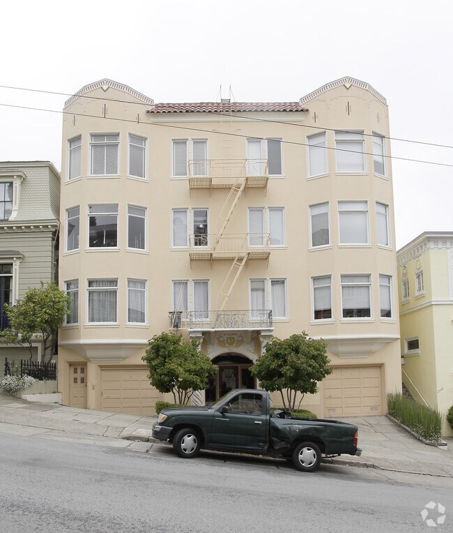 2450 Union Street, San Francisco, CA 94123 photo 3
