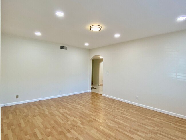 6187 Meridian Ave San Jose, CA 95120 photo 5