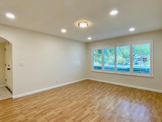 6187 Meridian Ave San Jose, CA 95120 photo 3