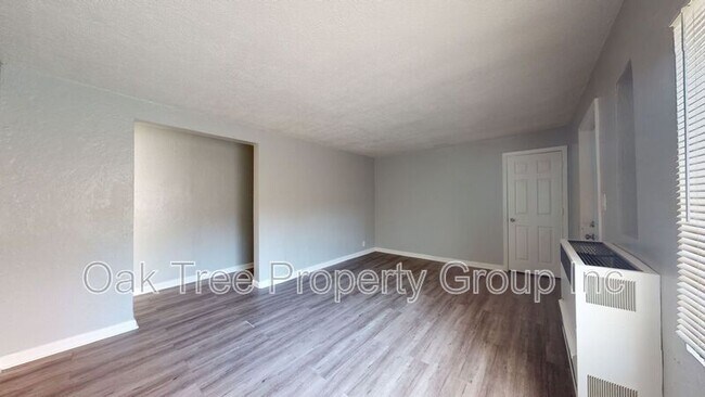 6621 Bancroft Ave Oakland, CA 94605 photo 4