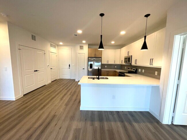 701 Saginaw Sq Blvd Saginaw, TX 76179 photo 3
