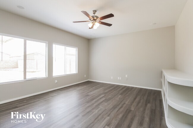 751 E Drifter Pl San Tan Valley, AZ 85143 photo 3