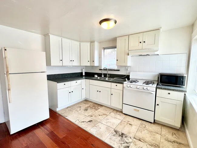 451 27th St San Diego, CA 92102 photo 3