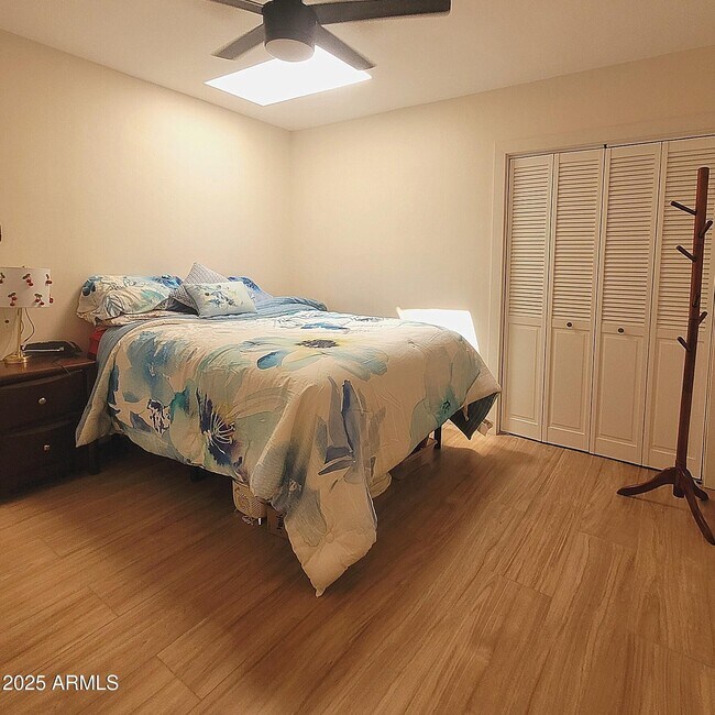 4028 E Edgemont Ave Phoenix, AZ 85018 photo 5