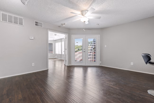1712 Baird Farm Cir Arlington, TX 76006 photo 2