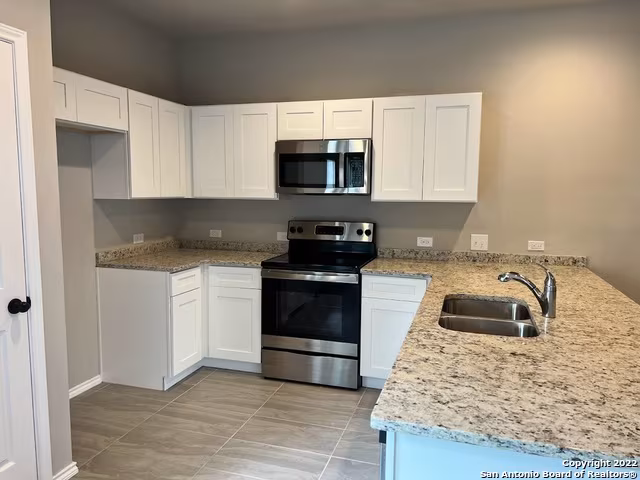4122 Swans Landing San Antonio, TX 78217 photo 3