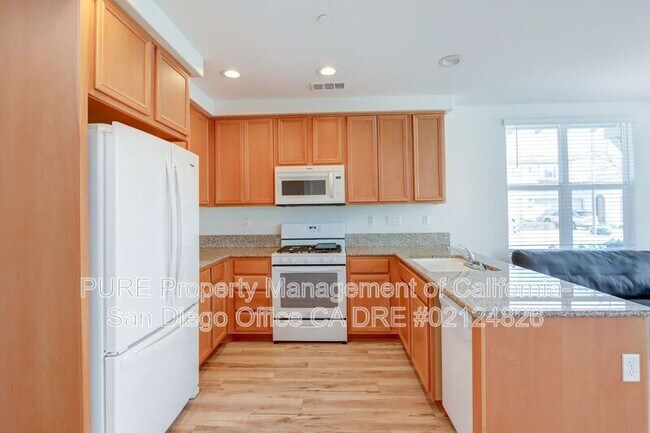 1257 Idanan Rd Chula Vista, CA 91913 photo 4