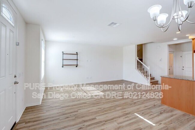 1257 Idanan Rd Chula Vista, CA 91913 photo 2