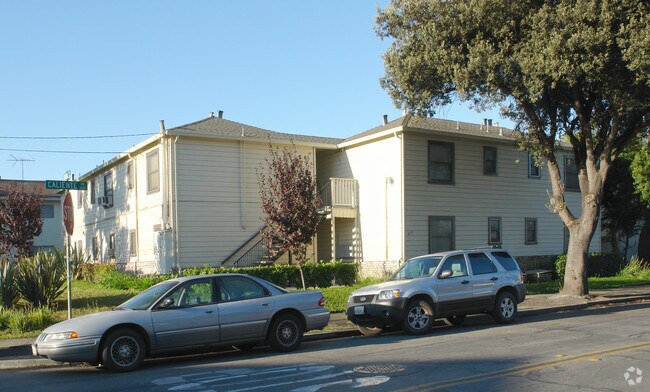 675 Johanna 7 Units photo 3