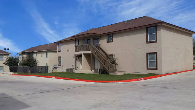 Spring Time Apartments photo 3