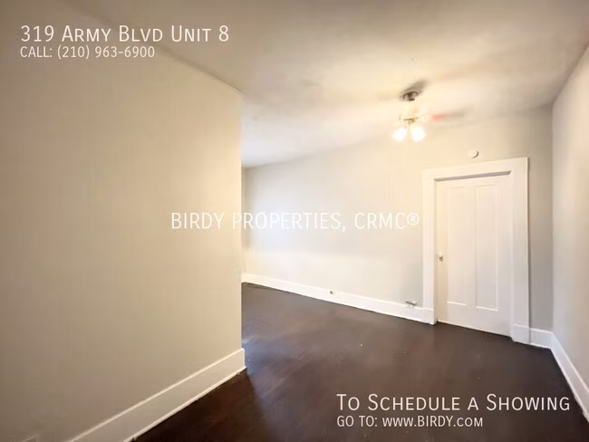 319 Army Blvd San Antonio, TX 78215 photo 5