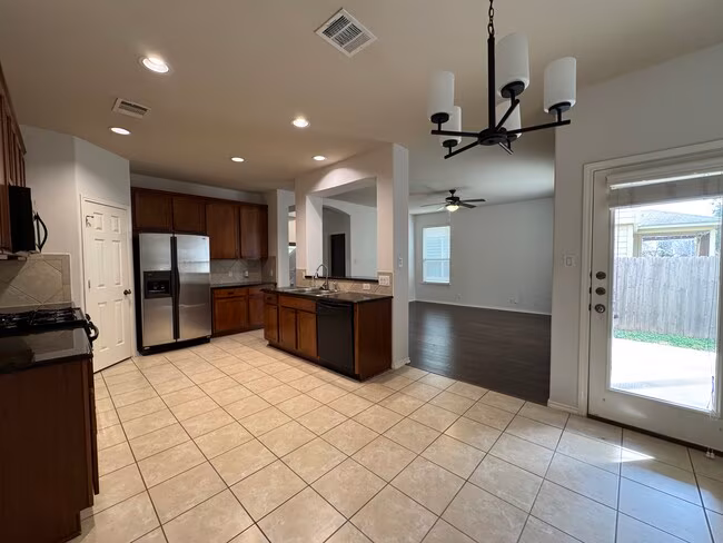 8716 Wood Stork Dr Austin, TX 78729 photo 5