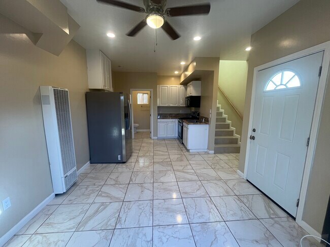 4932 Campanile Dr San Diego, CA 92115 photo 2