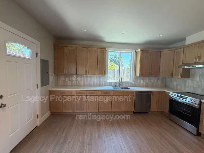 1195 Heather Ct Concord, CA 94520 photo 2