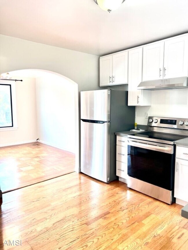 1901 Noriega Street, San Francisco, CA 94122 photo 4