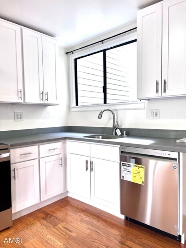 1901 Noriega Street, San Francisco, CA 94122 photo 5