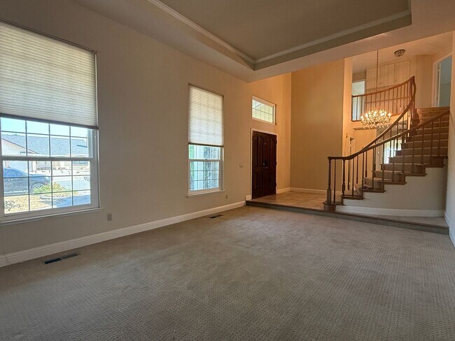Spacious Updated 4 Bedroom 2.5 Bath Home in Milpitas photo 3