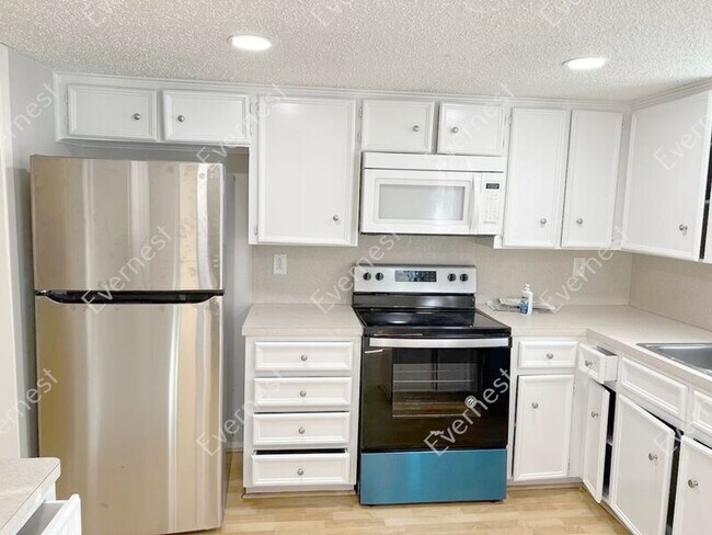 8601 Fathom Cir Austin, TX 78750 photo 4