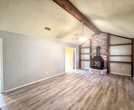 501 Ridge Dr San Marcos, TX 78666 photo 3