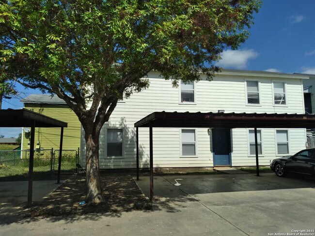 755 River Rd San Marcos, TX 78666 photo 3