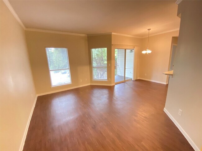 6000 Shepherd Mountain Cove Austin, TX 78730 photo 5