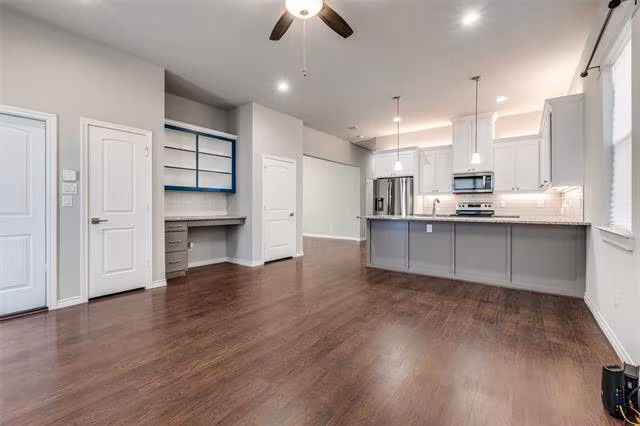 2727 Foreman St Dallas, TX 75210 photo 3