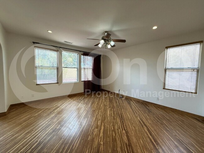 1104 E Gail Dr Chandler, AZ 85225 photo 4