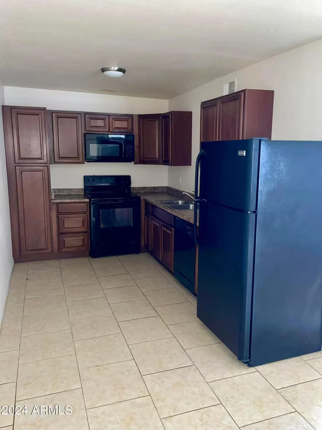2417 West Campbell Ave Phoenix, AZ 85015 photo 2