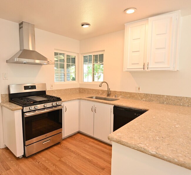 5659 Lathrop Dr San Jose, CA 95123 photo 5