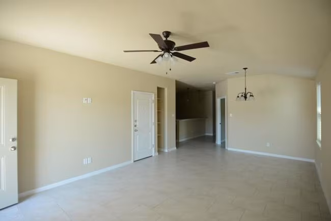 1107 Stealth Ln Killeen, TX 76549 photo 4