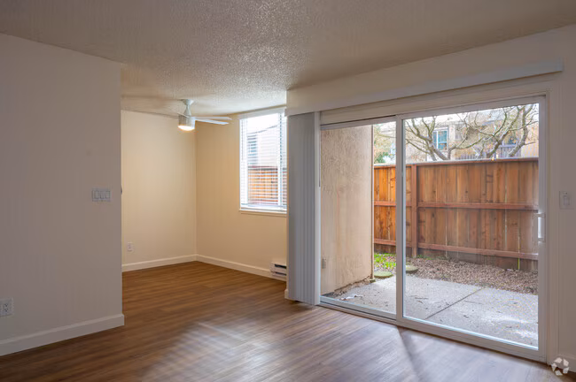 Terrace Apartments photo 5
