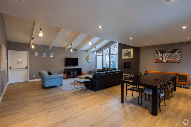 Terrace Apartments photo 2
