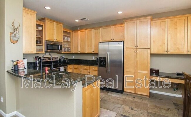 2290 N 135th Dr Goodyear, AZ 85395 photo 2