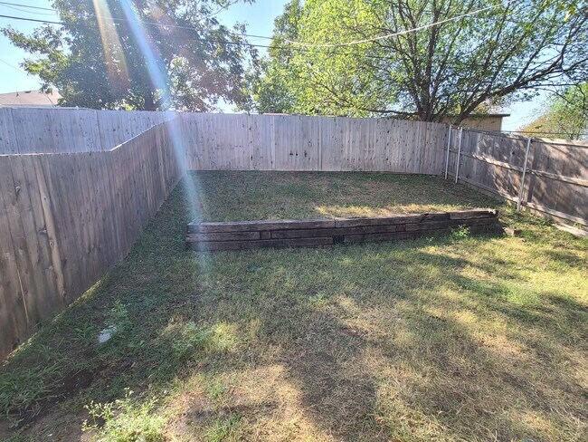 8015 Julie Ave Fort Worth, TX 76116 photo 5