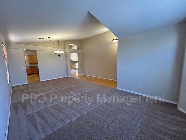 29446 N 46th Pl photo 4