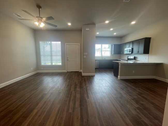 Stone Lake Townhomes photo 4