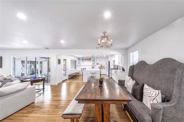 5837 Clendenin Ave Dallas, TX 75228 photo 3