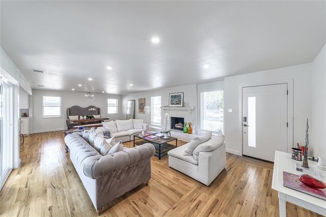 5837 Clendenin Ave Dallas, TX 75228 photo 4