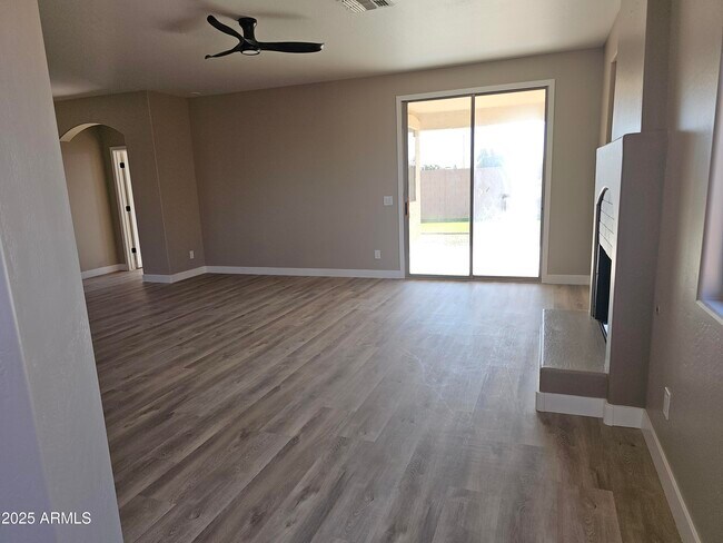 14279 W Boca Raton Rd Surprise, AZ 85379 photo 3